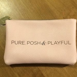 Brand new pink Posh pouch 💕💕💕